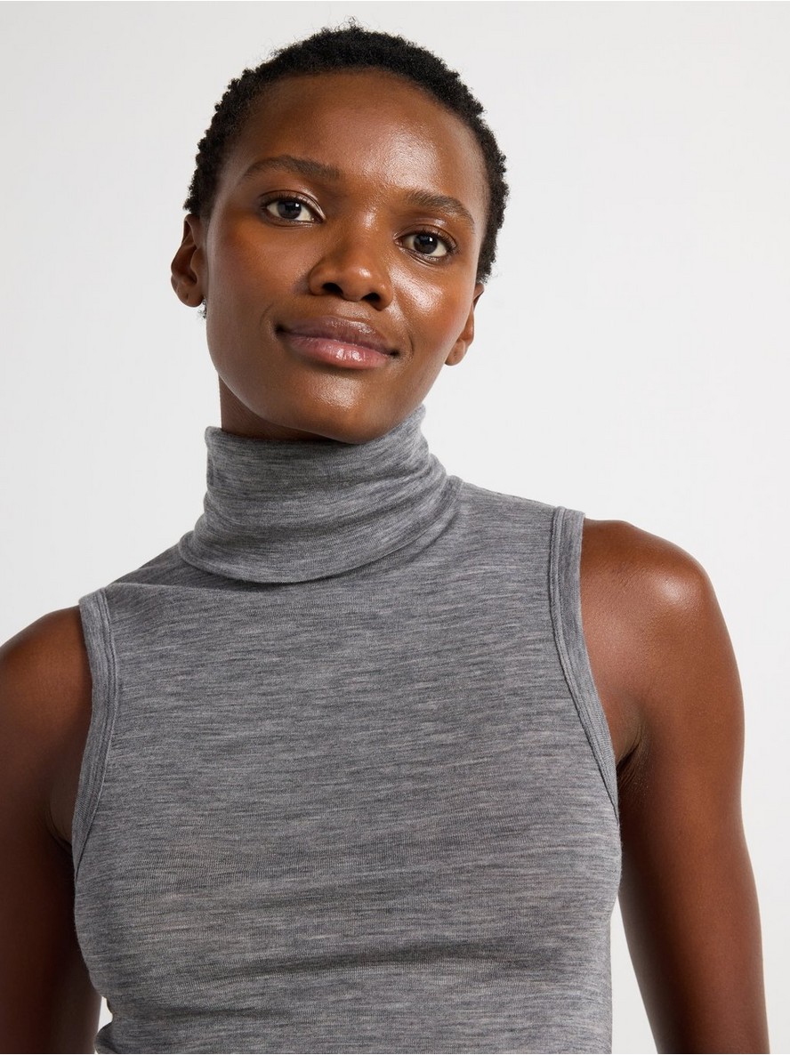 Sleeveless turtleneck top in wool Grey melange